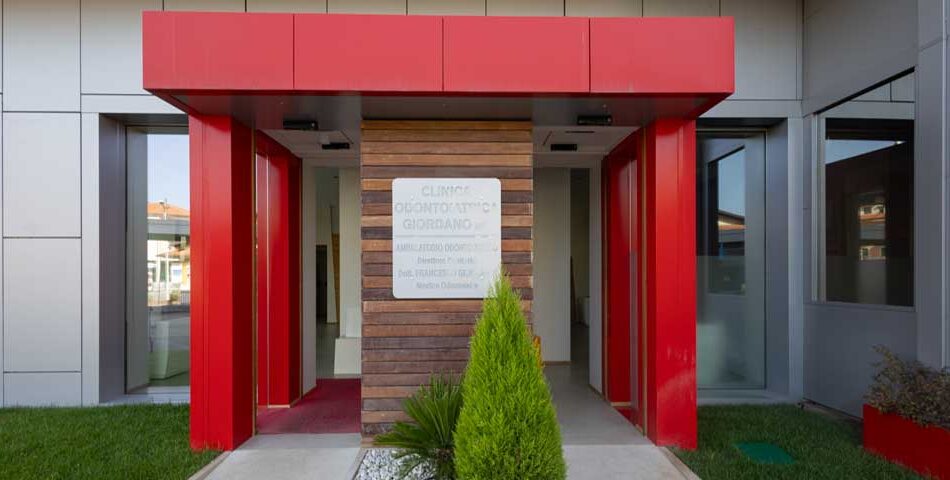 odontoiatri-sala-consilina-giordano-clinica odontoiatri-sala-consilina-giordano-clinica
