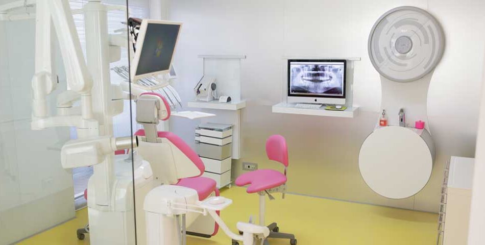 sala-operativa-clinica-odontoiatrica-sala-consilina sala-operativa-clinica-odontoiatrica-sala-consilina