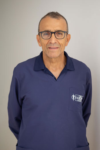dott-salvatore-esposito-ortodonzia-staff-clinica-odontoiatrica-giordano