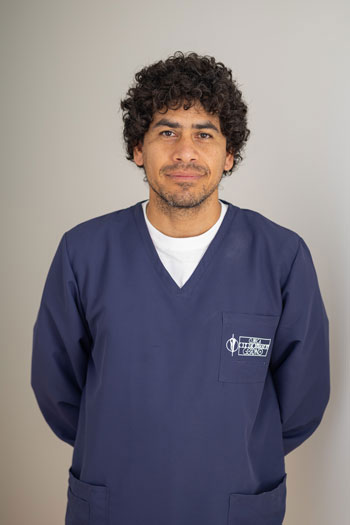omar-abdel-sterilizzazione-staff-clinica-odontoiatrica-giordano